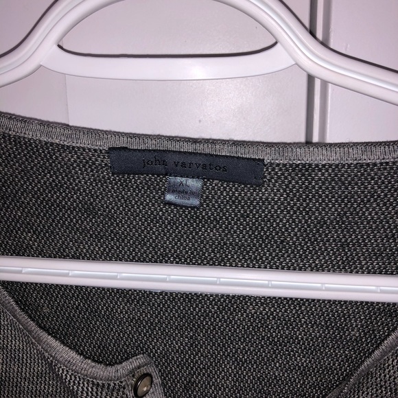 John Varvatos Long Sleeve Tee Size XL - Picture 2 of 3